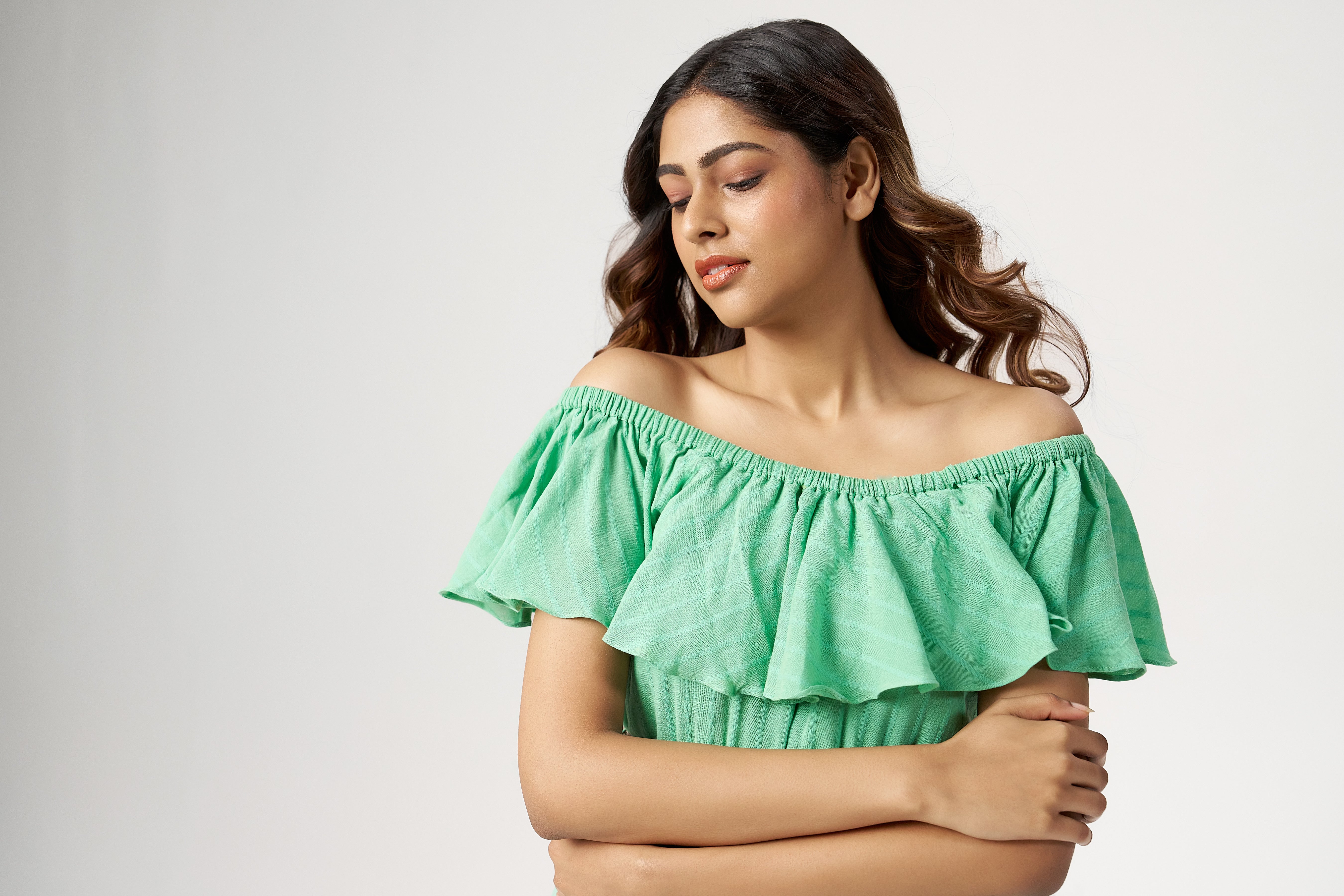 OFF SHOULDER RUFFLE DRESS